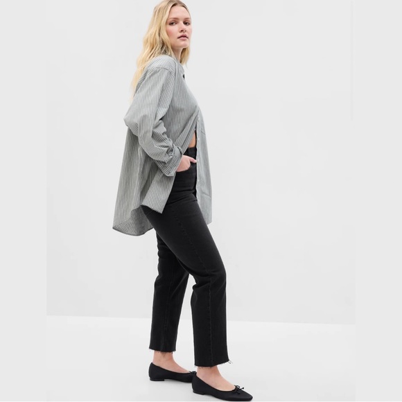 Sky High Rise Cheeky Straight Jeans with Washwell size 30 Regular in Black Rinse - Picture 5 of 14